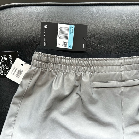 Nike Tempo Luxe Run Division Reflective CZ1533 010 Womens Running Shorts Medium - Picture 7 of 10